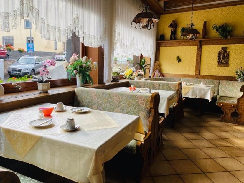 Gasthaus Castor Klotten Buitenkant foto